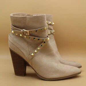 Cape Robbin Nude Faux Suede Ankle Boots